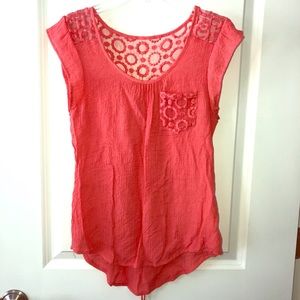 ⬇️ Coral Tee with Lace Decoration & Tie Back